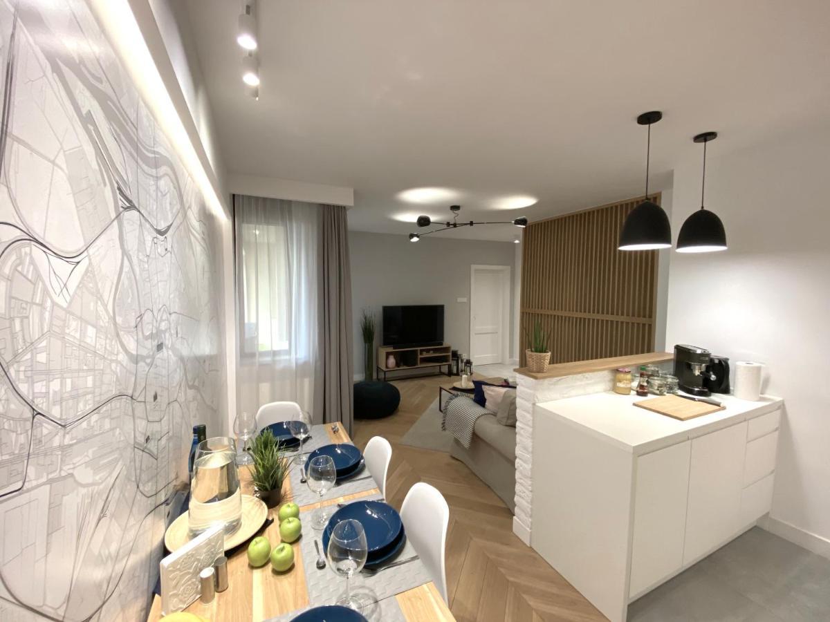 Mycherry - Old Town Apartment - Wiezienna 21C Breslavia Exterior foto