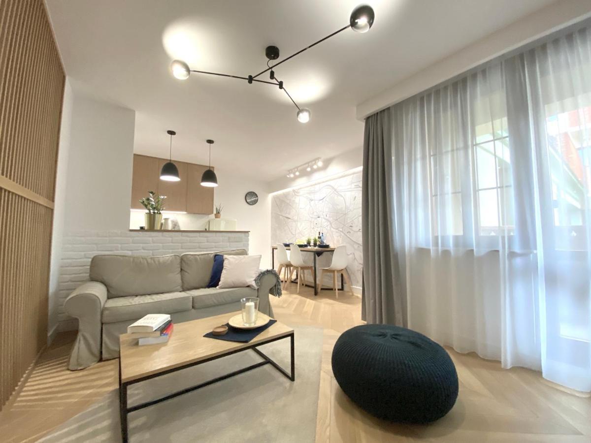 Mycherry - Old Town Apartment - Wiezienna 21C Breslavia Exterior foto